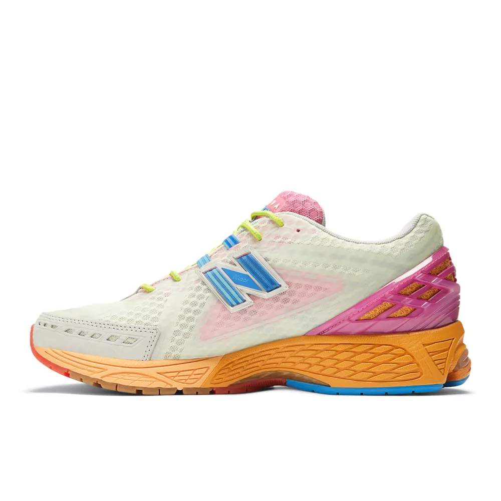 New Balance 1906R Rosewater