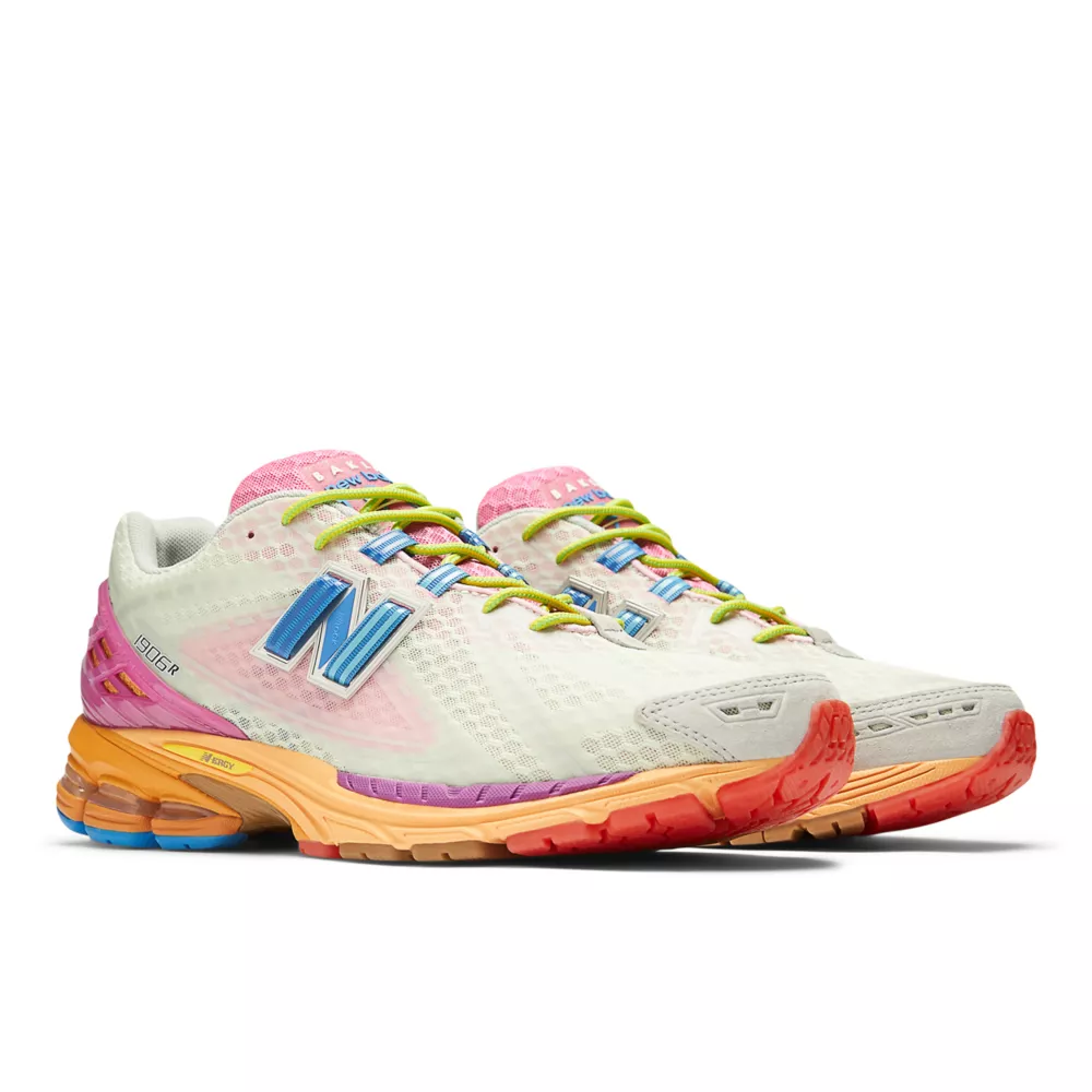 New Balance 1906R Rosewater