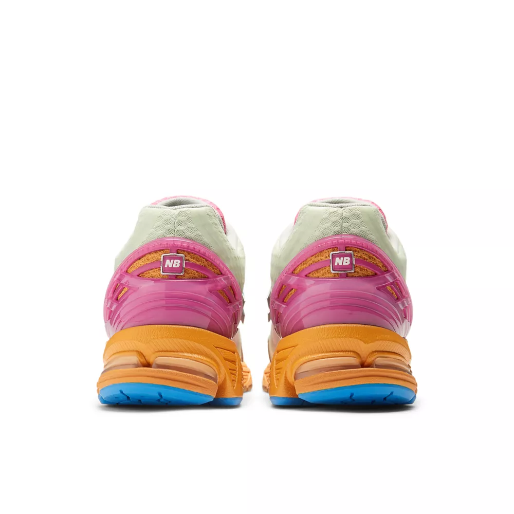 New Balance 1906R Rosewater