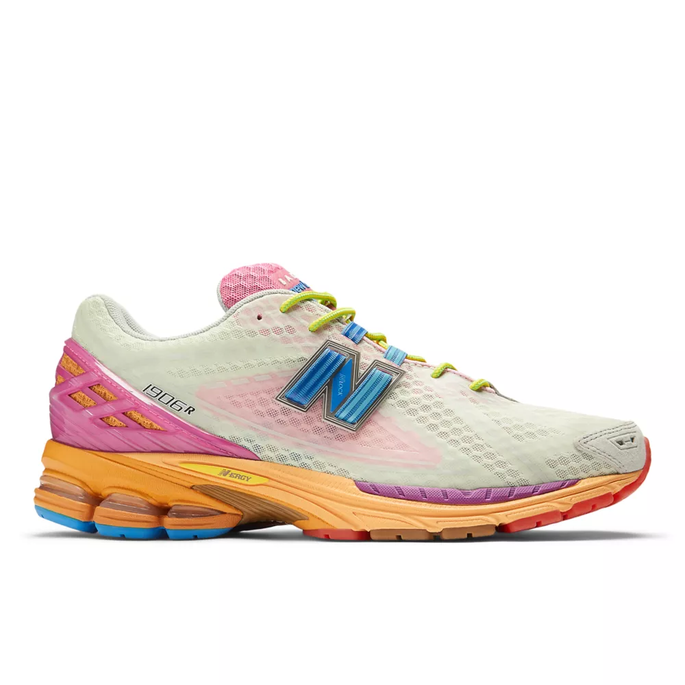 New Balance 1906R Rosewater